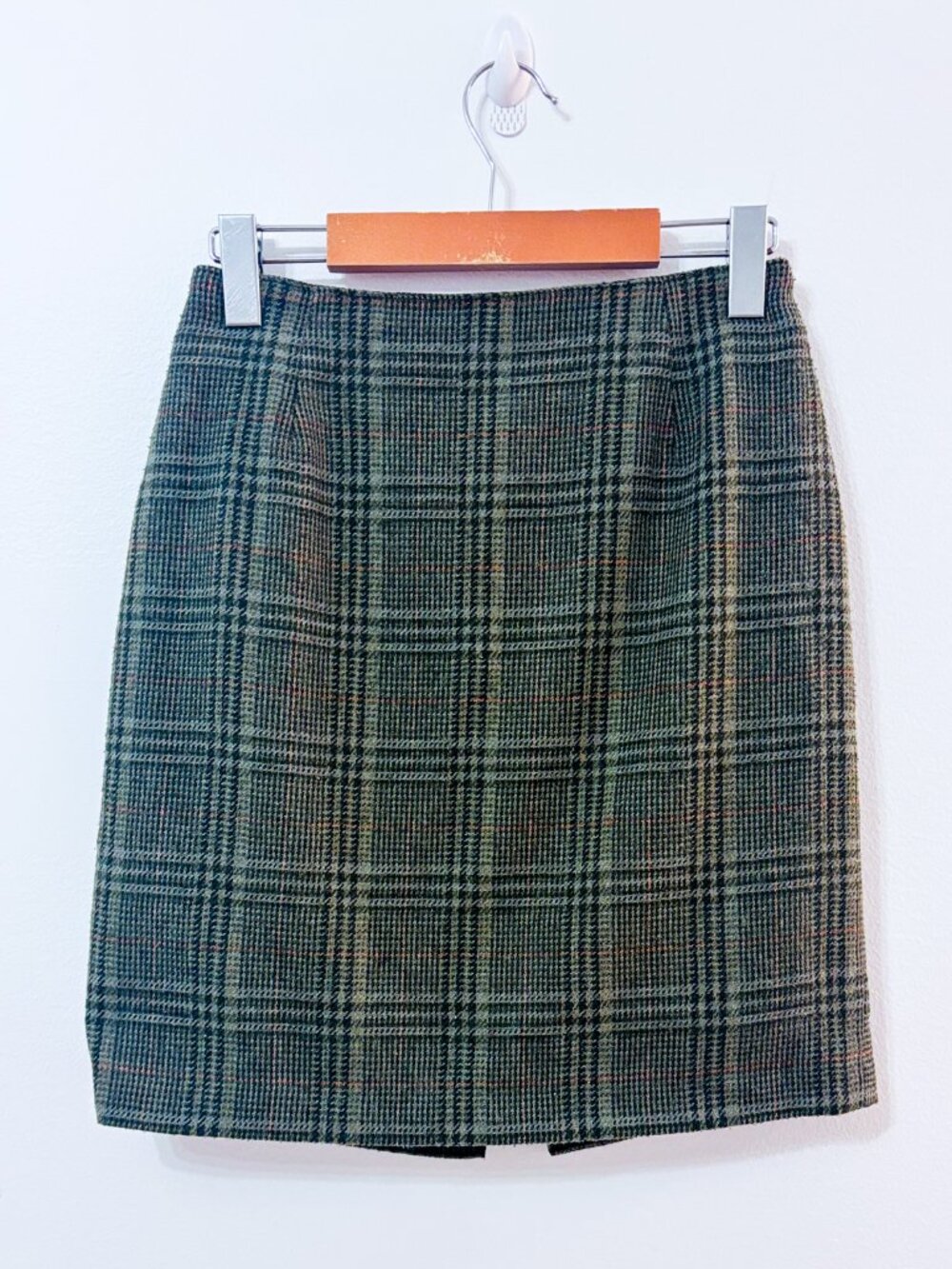 DANIEL HECHTER Khaki Plaid Wool Skirt | Classic Office | Small